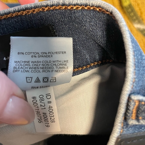 Express skinny mid rise 4 way hyper stretch jeans SZ 14R - Picture 11 of 11